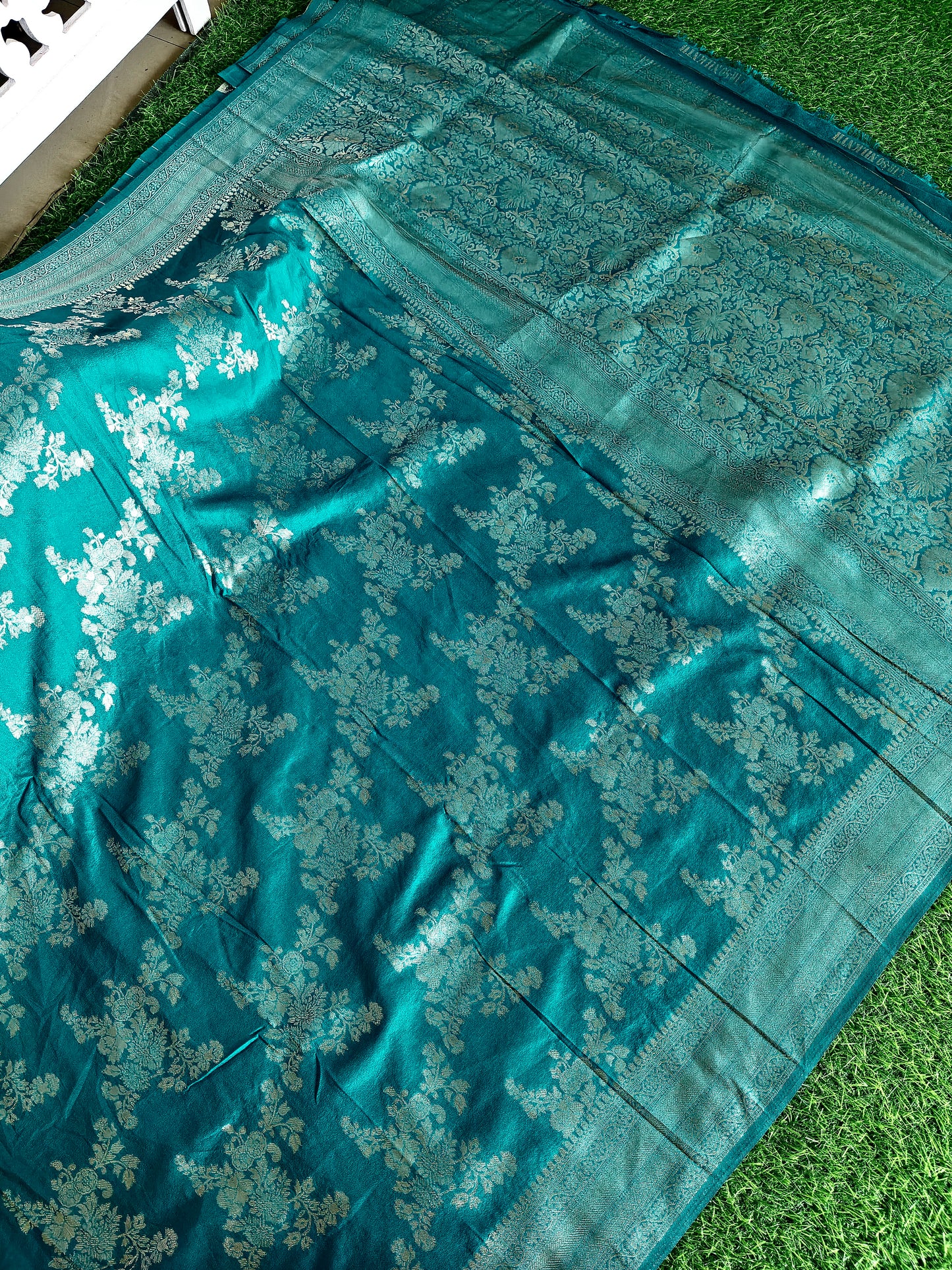Grennish vlue Banarsi Silk Saree with gold weaving
