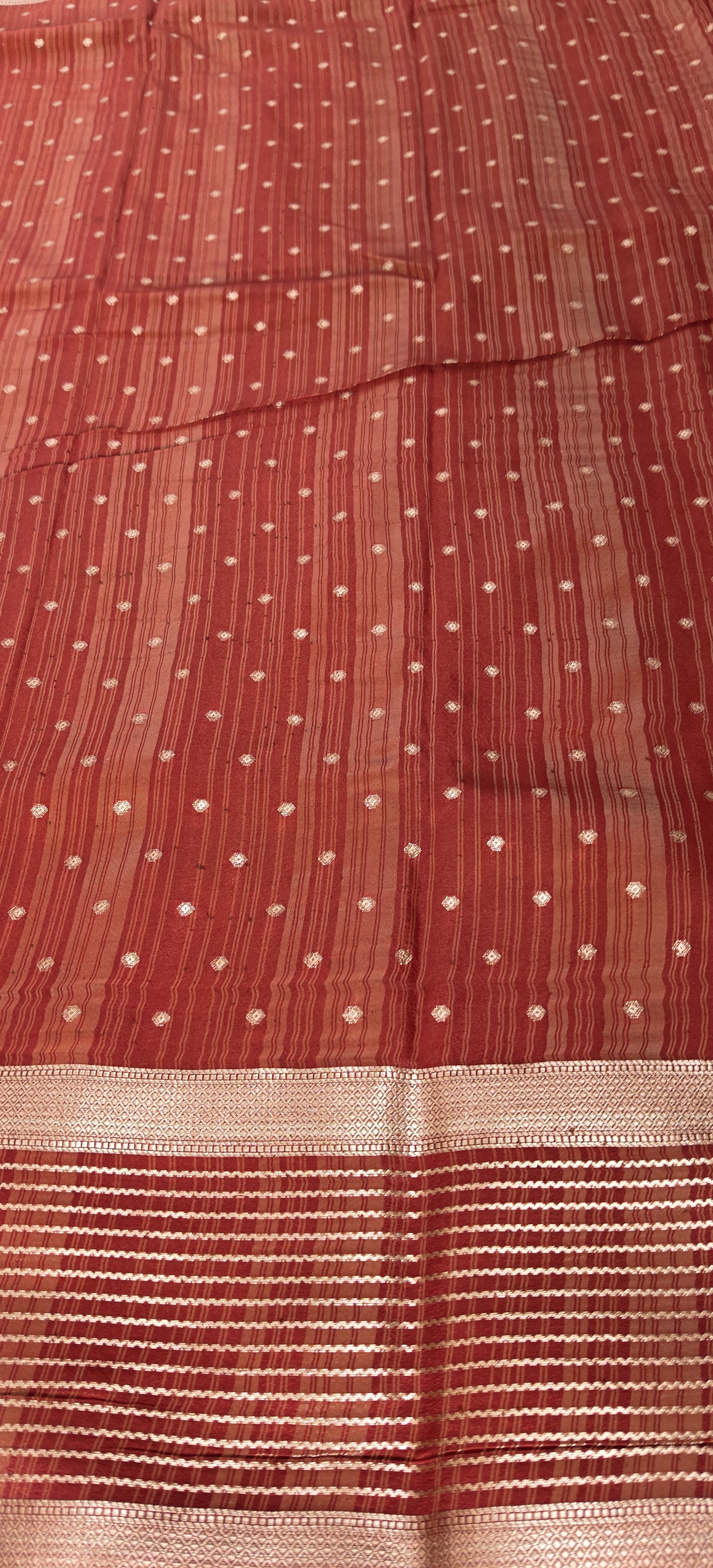 Mehndi Green Semi Crepe Silk Saree with Contrast Border