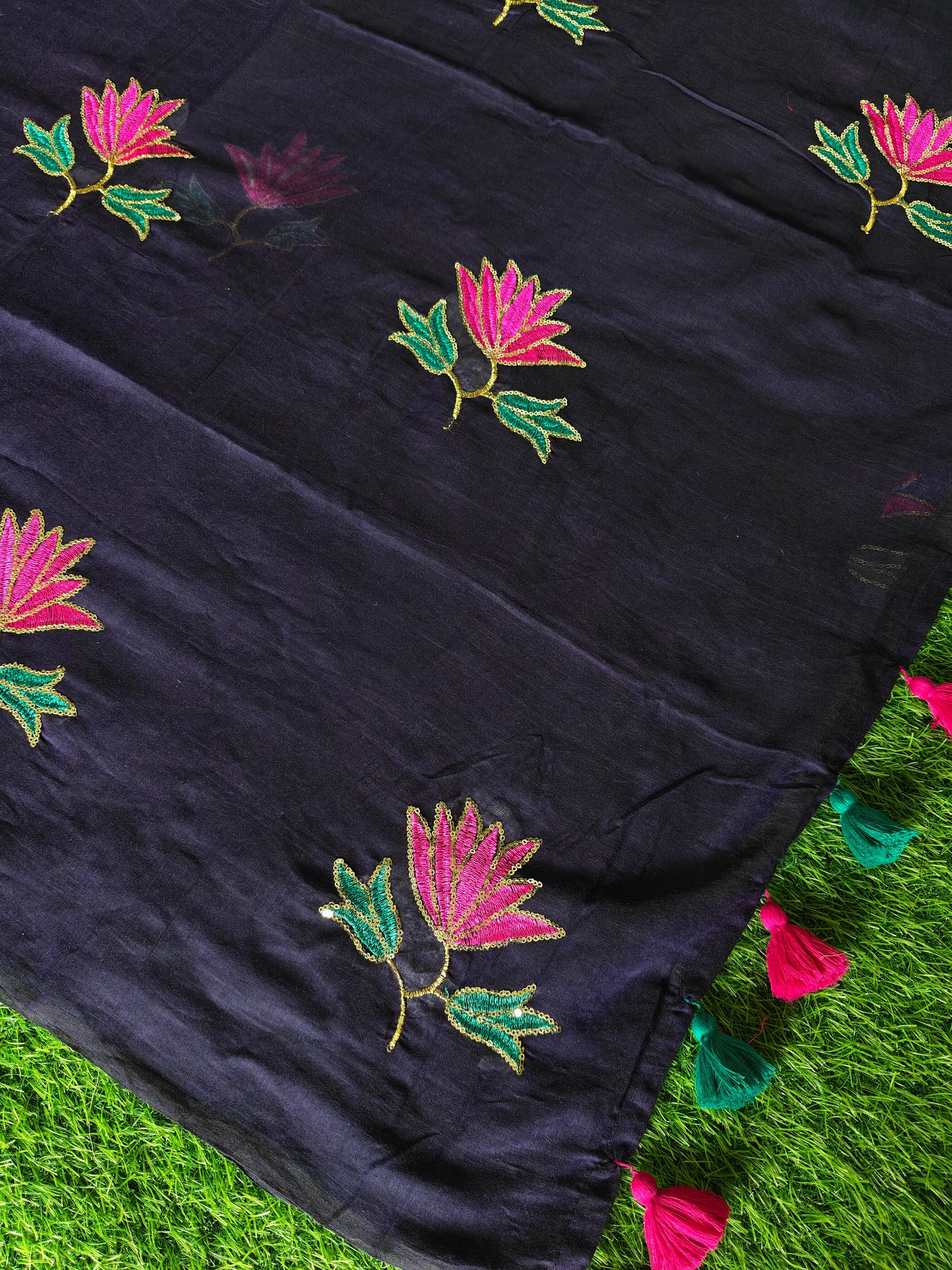 MulMul cotton dark blue colour thread embroidered Saree