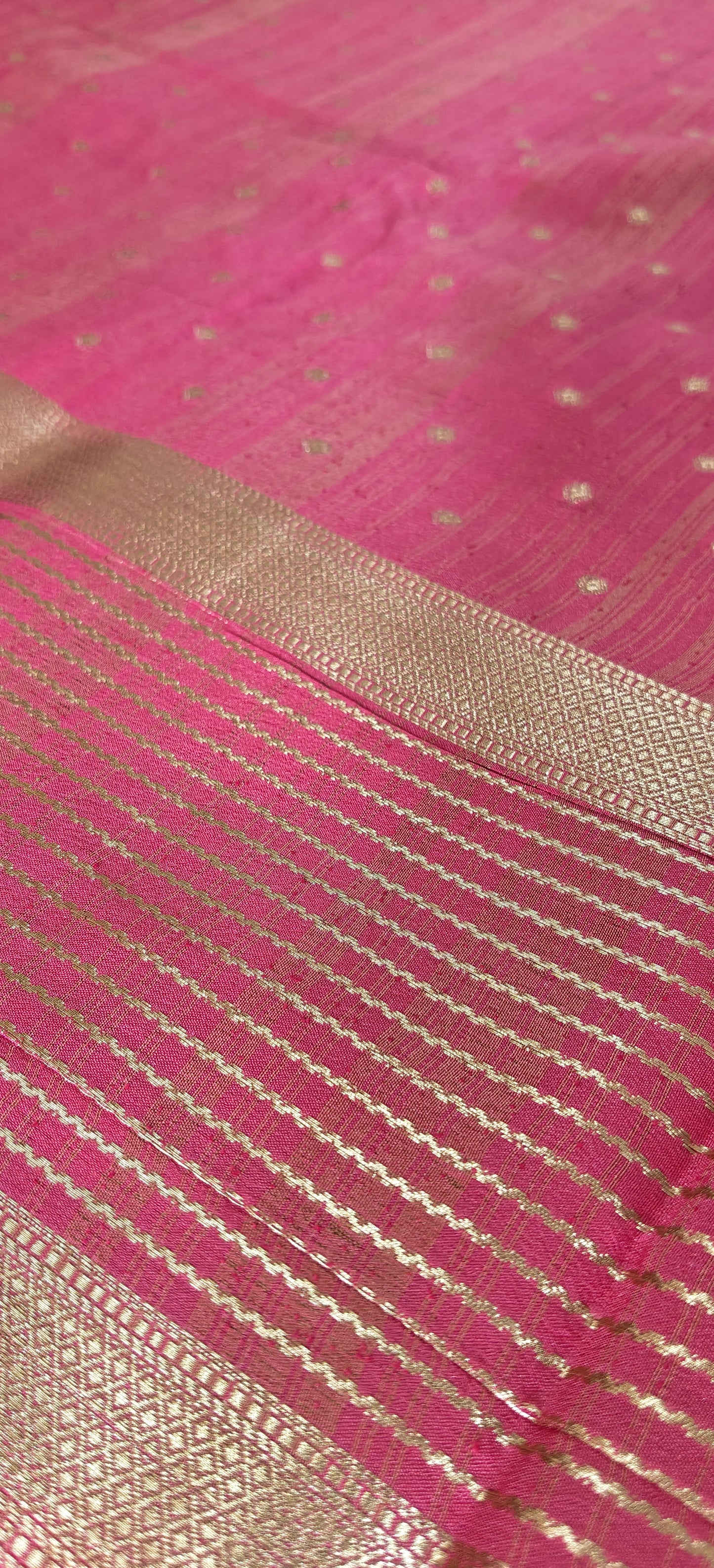 Green Semi Crepe Silk Saree with Contrast Border