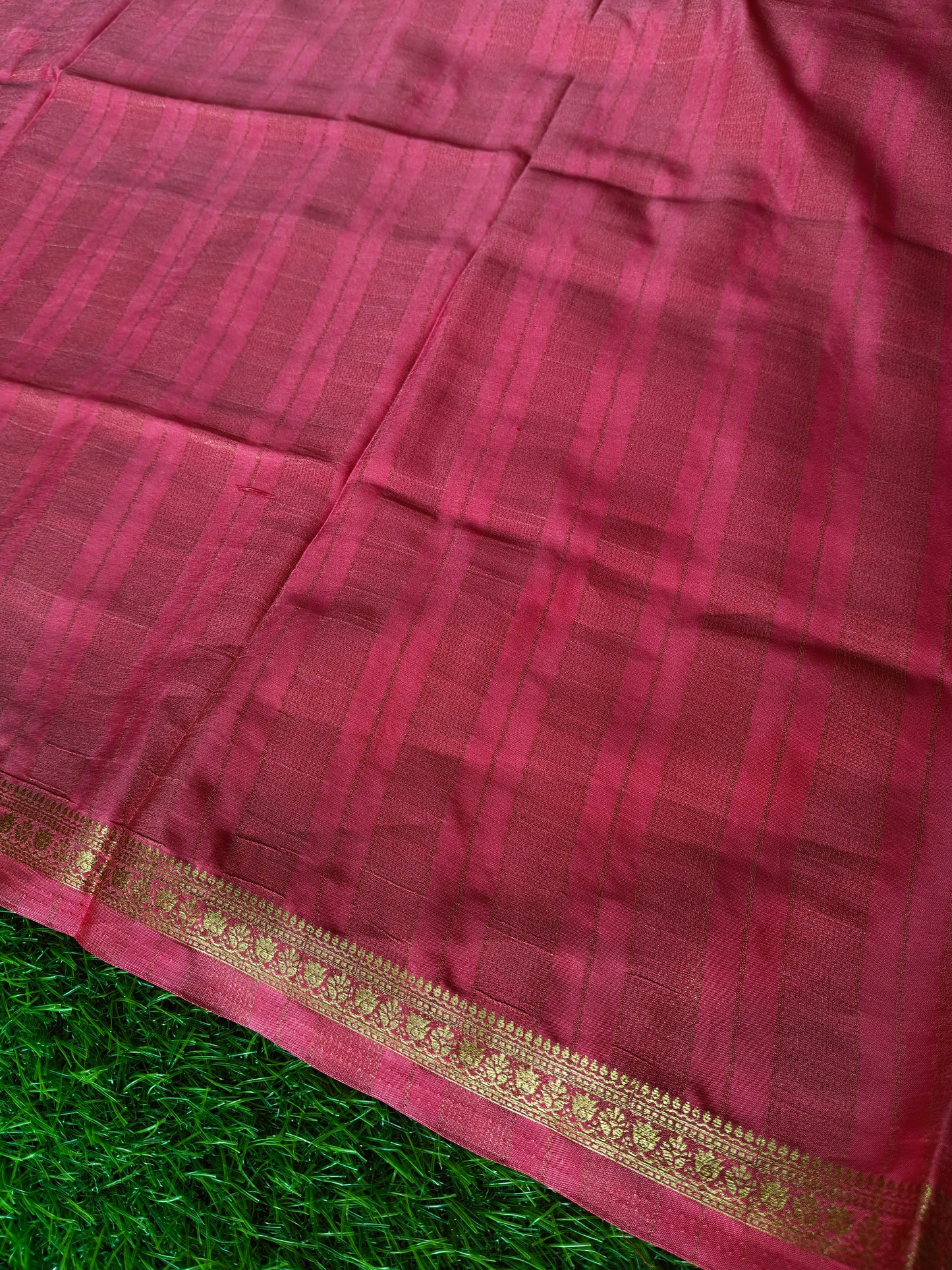 Carrot pink colour semi crepe solid colour with slim border