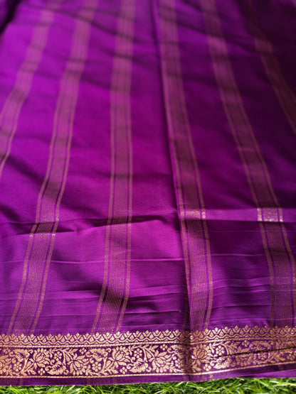 Wine colour semi crepe solid colour  with slim border