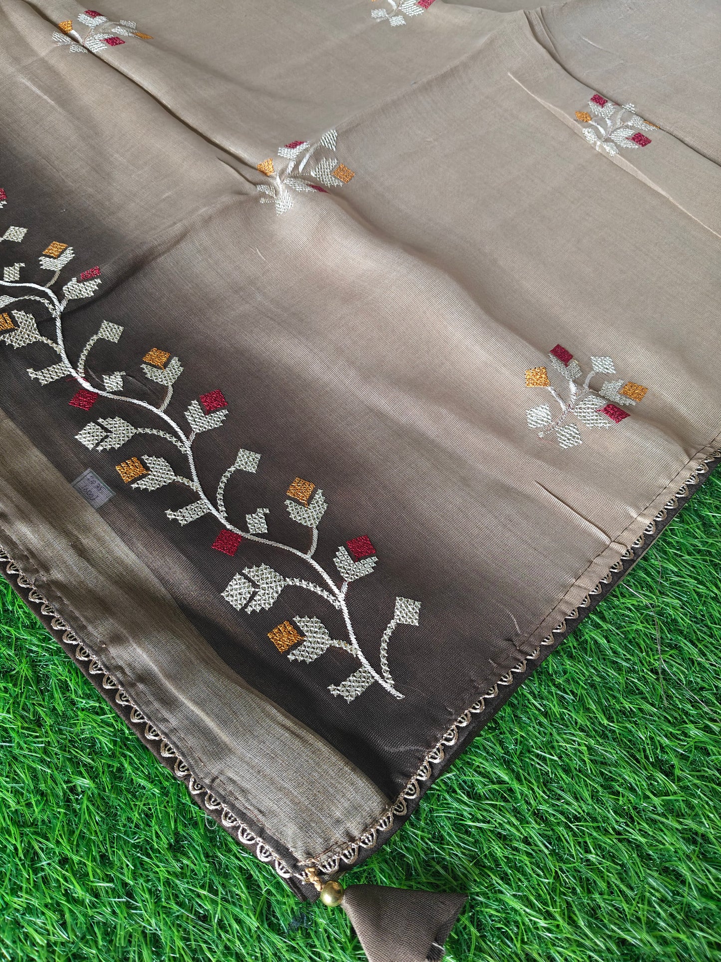 Double shaded coffee brown & ligh brown color soft net thread embroidered saree