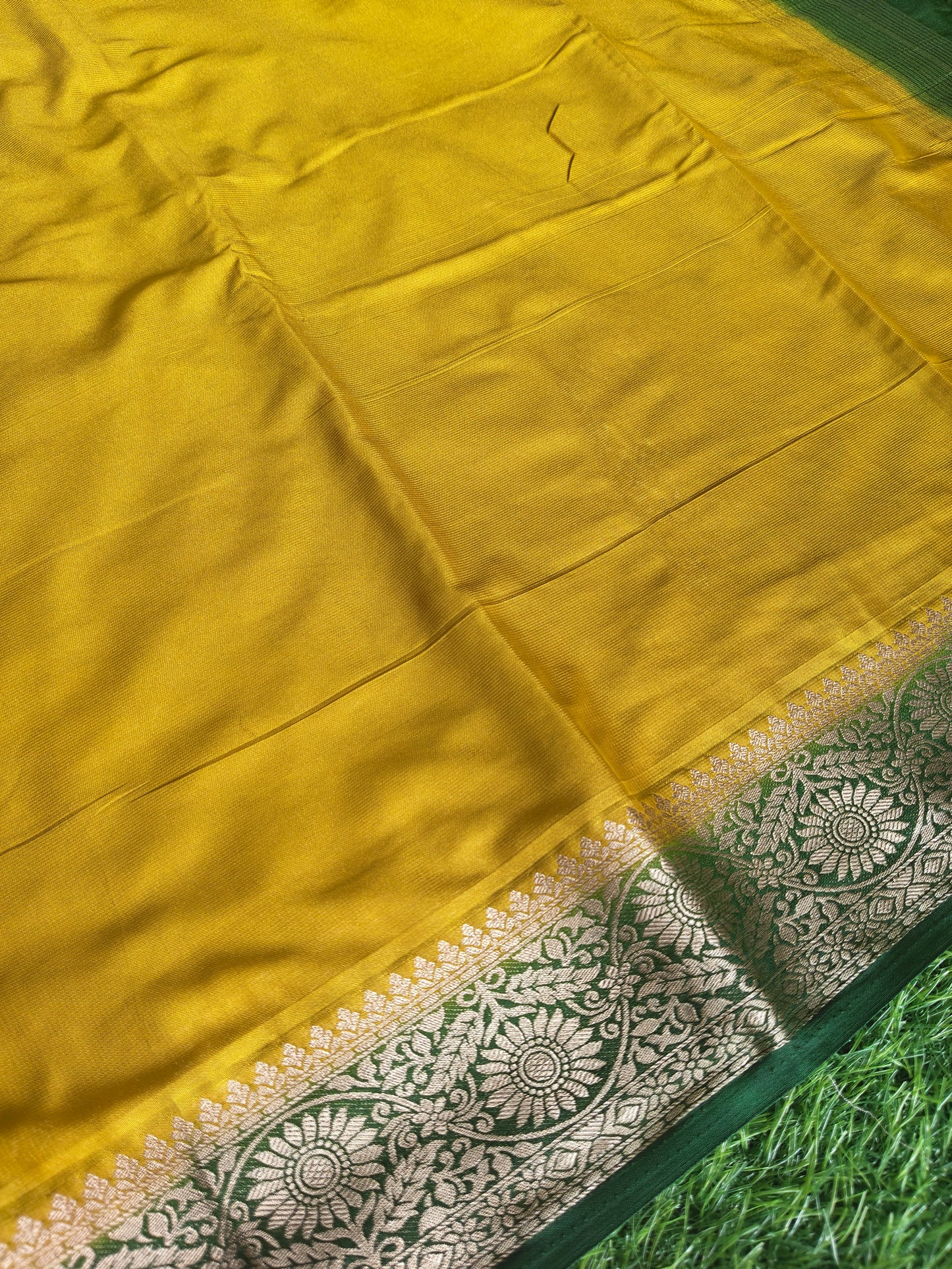 Yellow colour semi crepe solid colour with slim contrast border