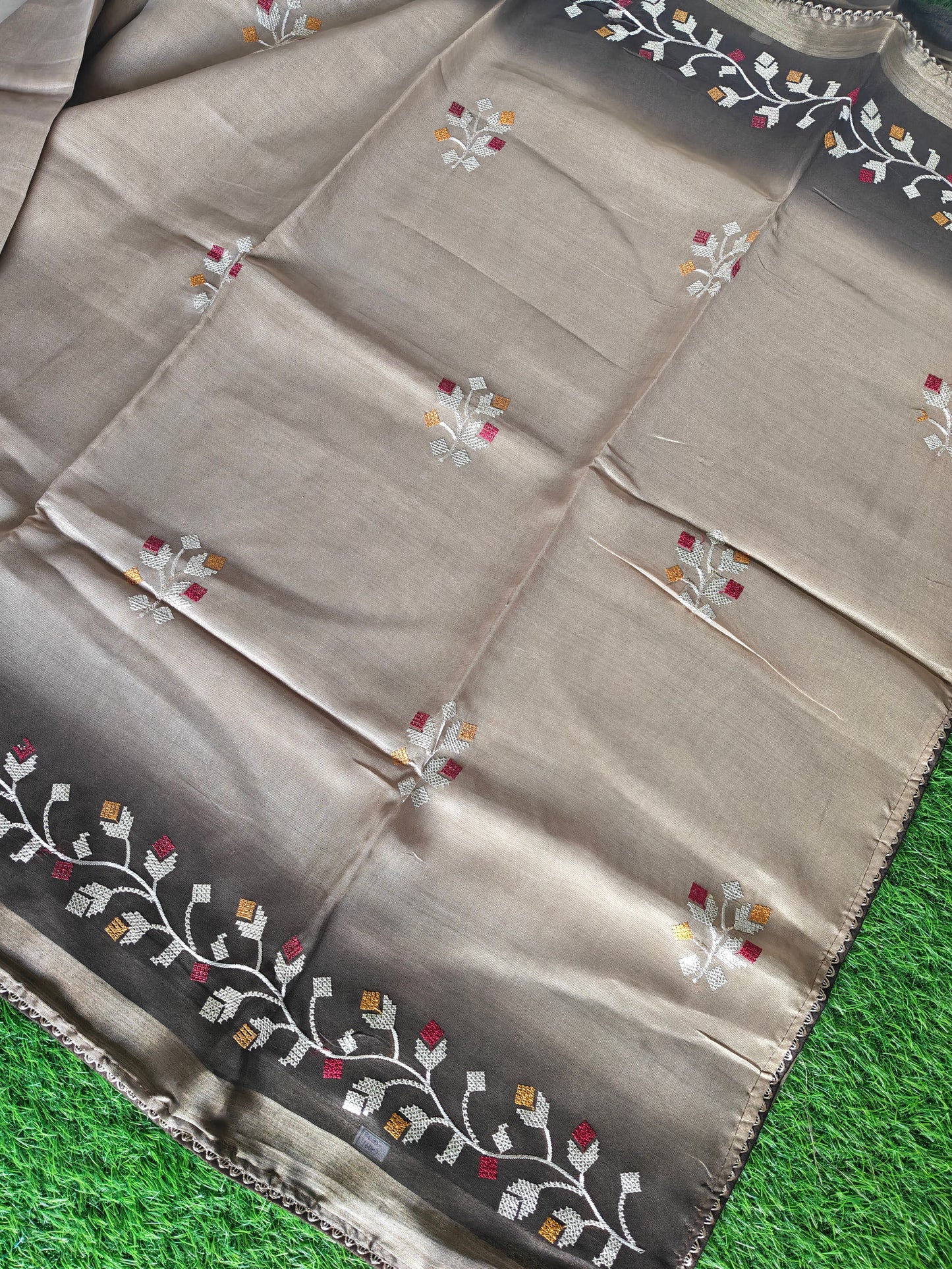 Double shaded coffee brown & ligh brown color soft net thread embroidered saree