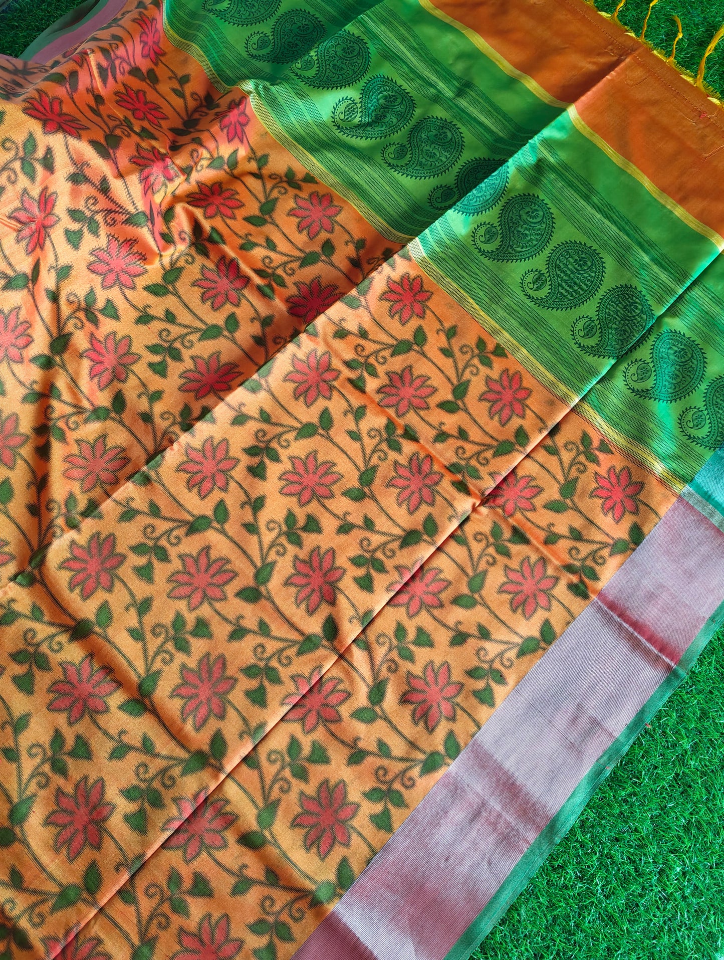 Pochampalli print Silk Saree (Copy 2)
