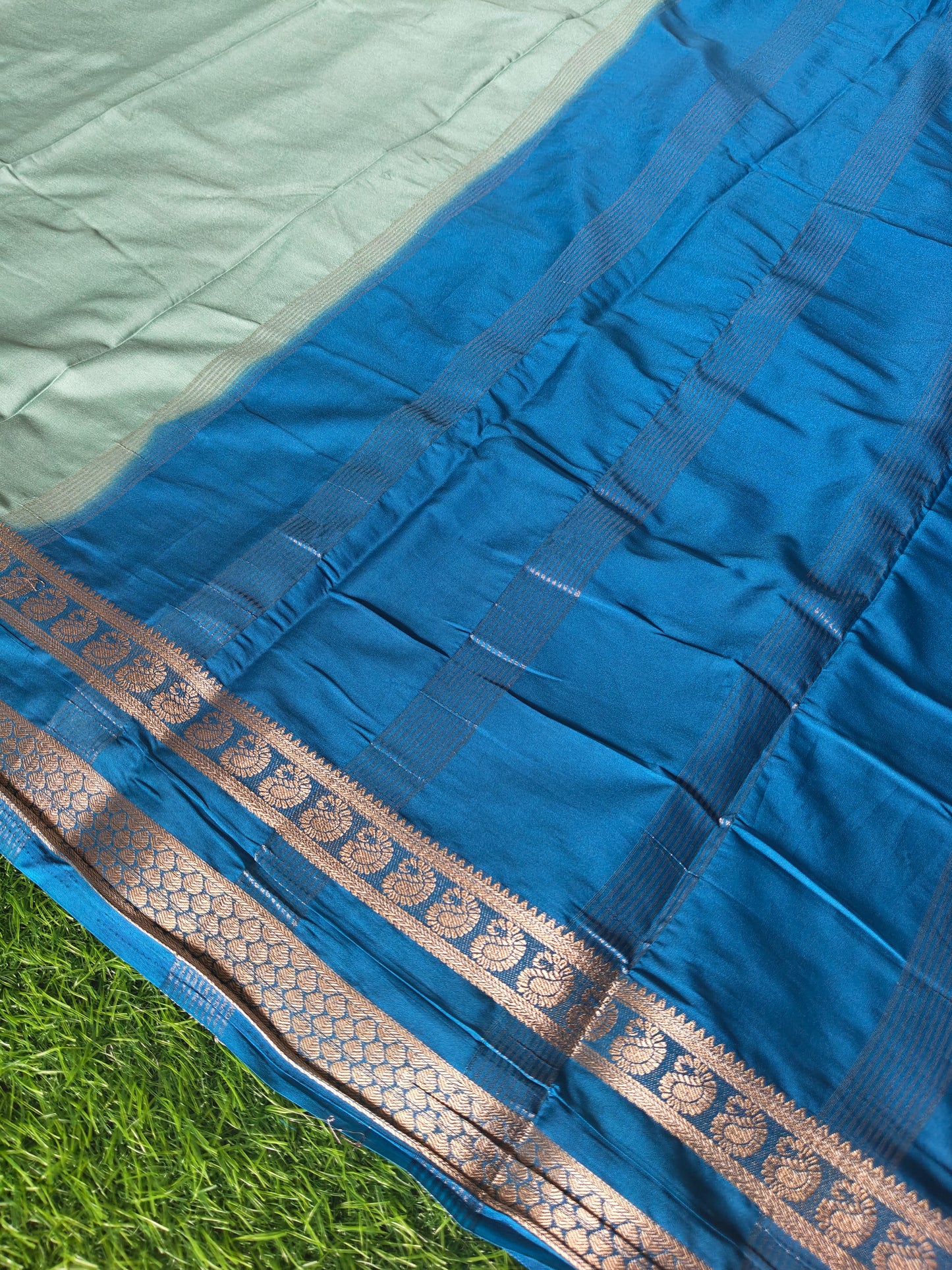 Light green colour semi crepe solid colour with slim contrast border
