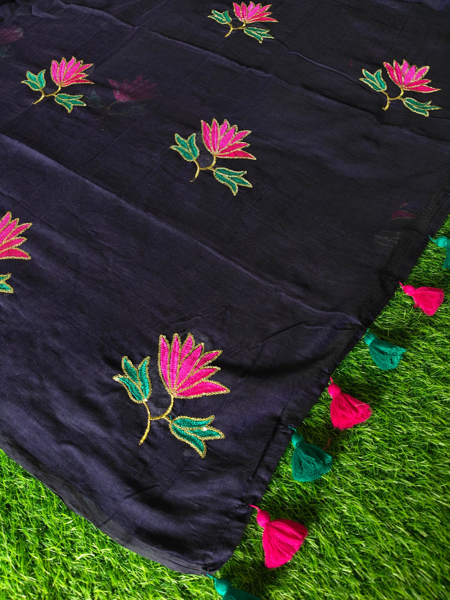 MulMul cotton dark blue colour thread embroidered Saree