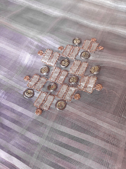 light brownish purple tissue Silk with contrast blouse