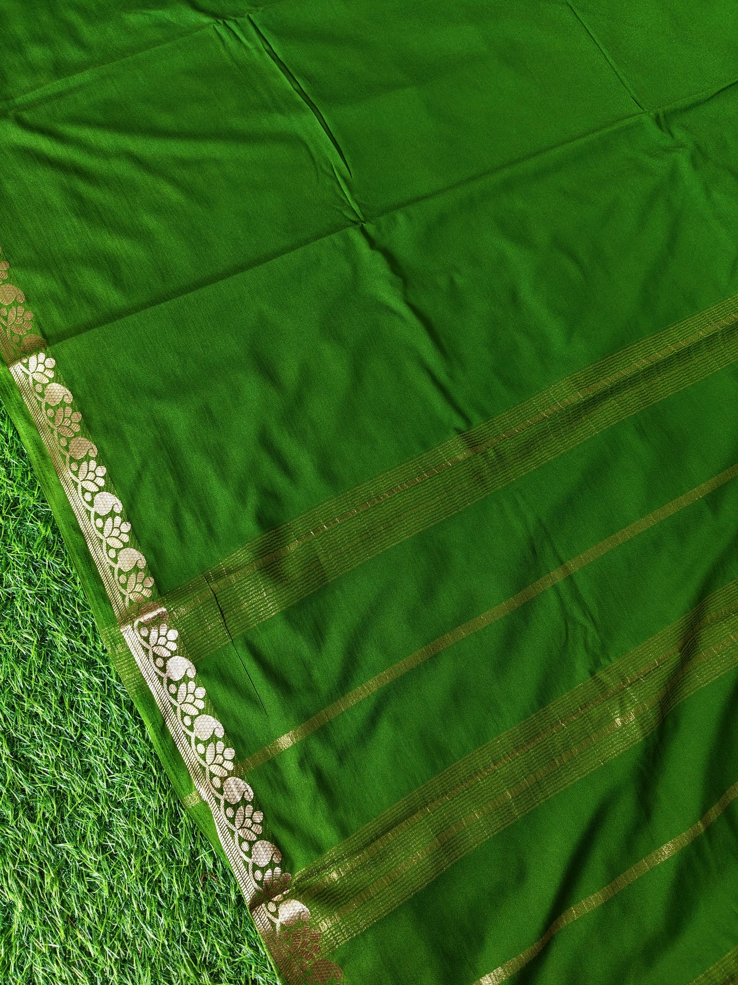 Mehndi Green Semi Crepe Silk Saree with Slim Zari Border
