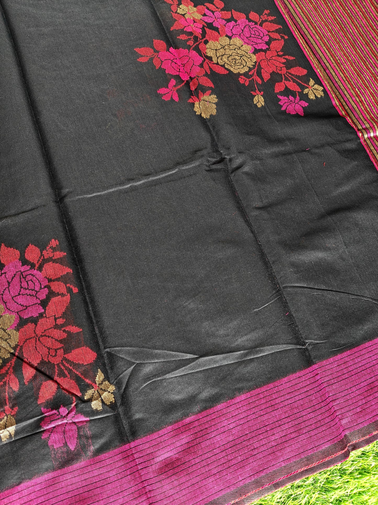 Black Cotton Saree with Thread Embroidery & Contrast Border | Elegant Traditional Saree