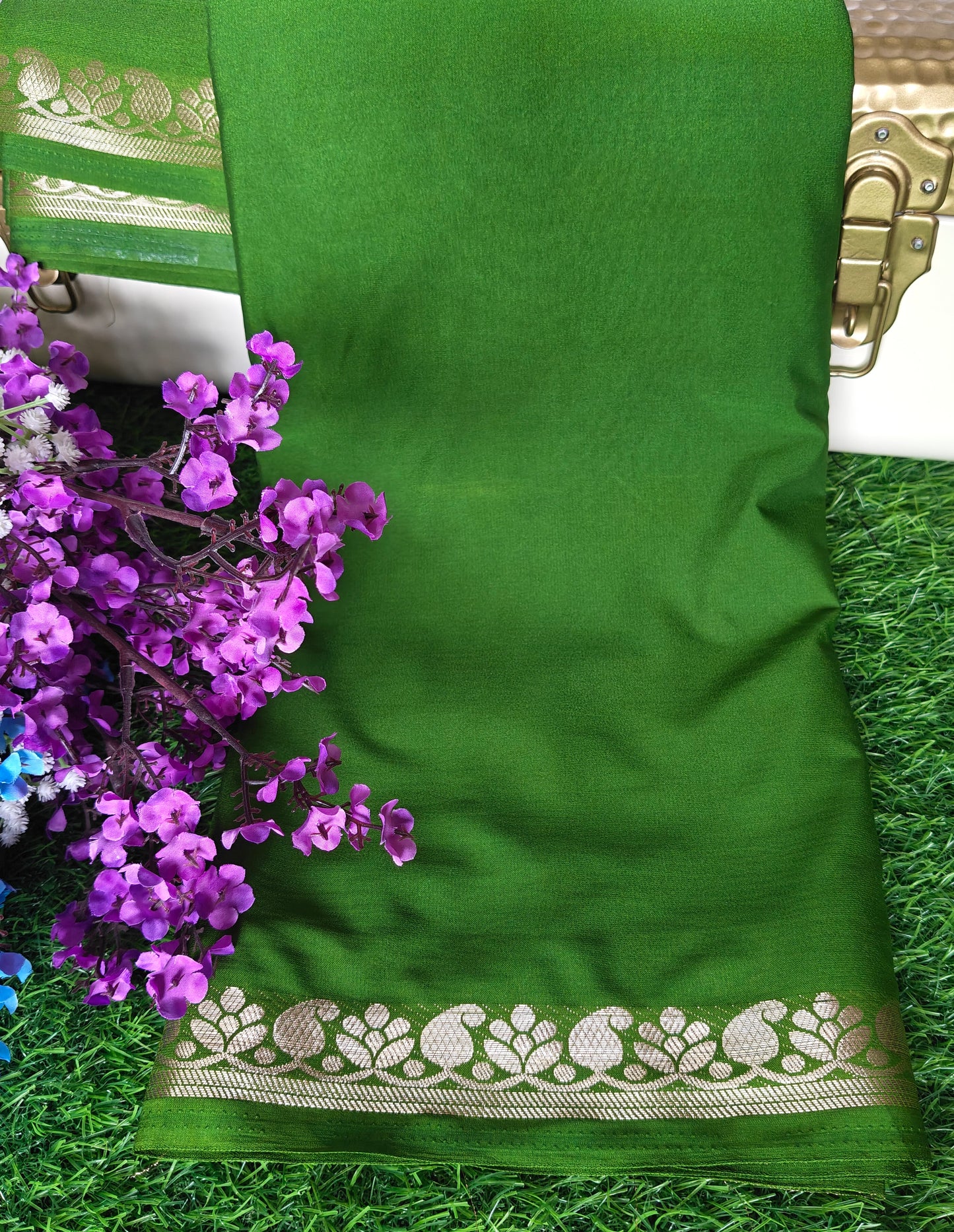 Mehndi Green Semi Crepe Silk Saree with Slim Zari Border