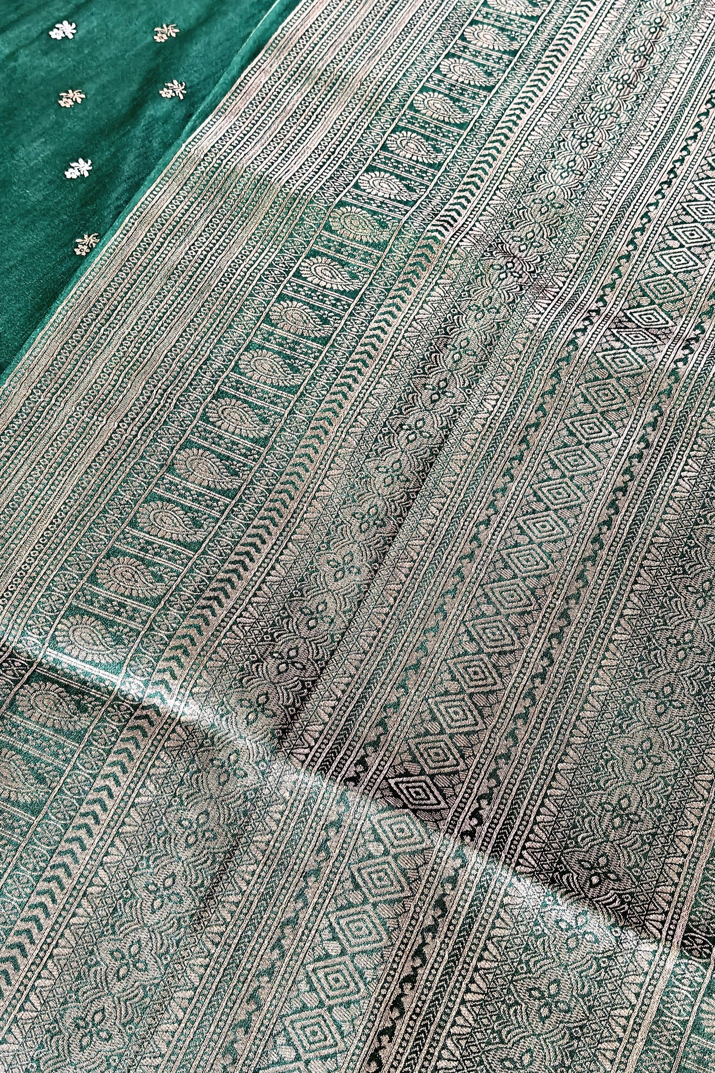 Green Raw Silk Saree with Contrast Motif Work