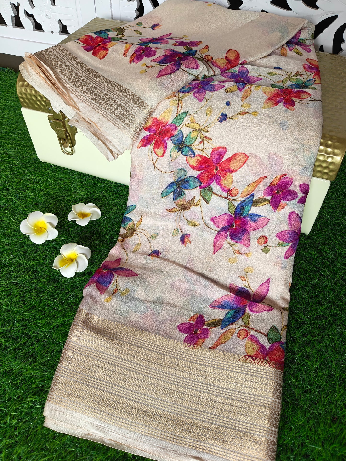 White Georgette Saree (Copy 2)
