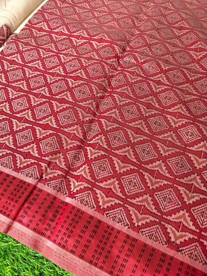 Cream Cotton Saree with Red Thread Weaving | Soft Traditional Cotton Saree