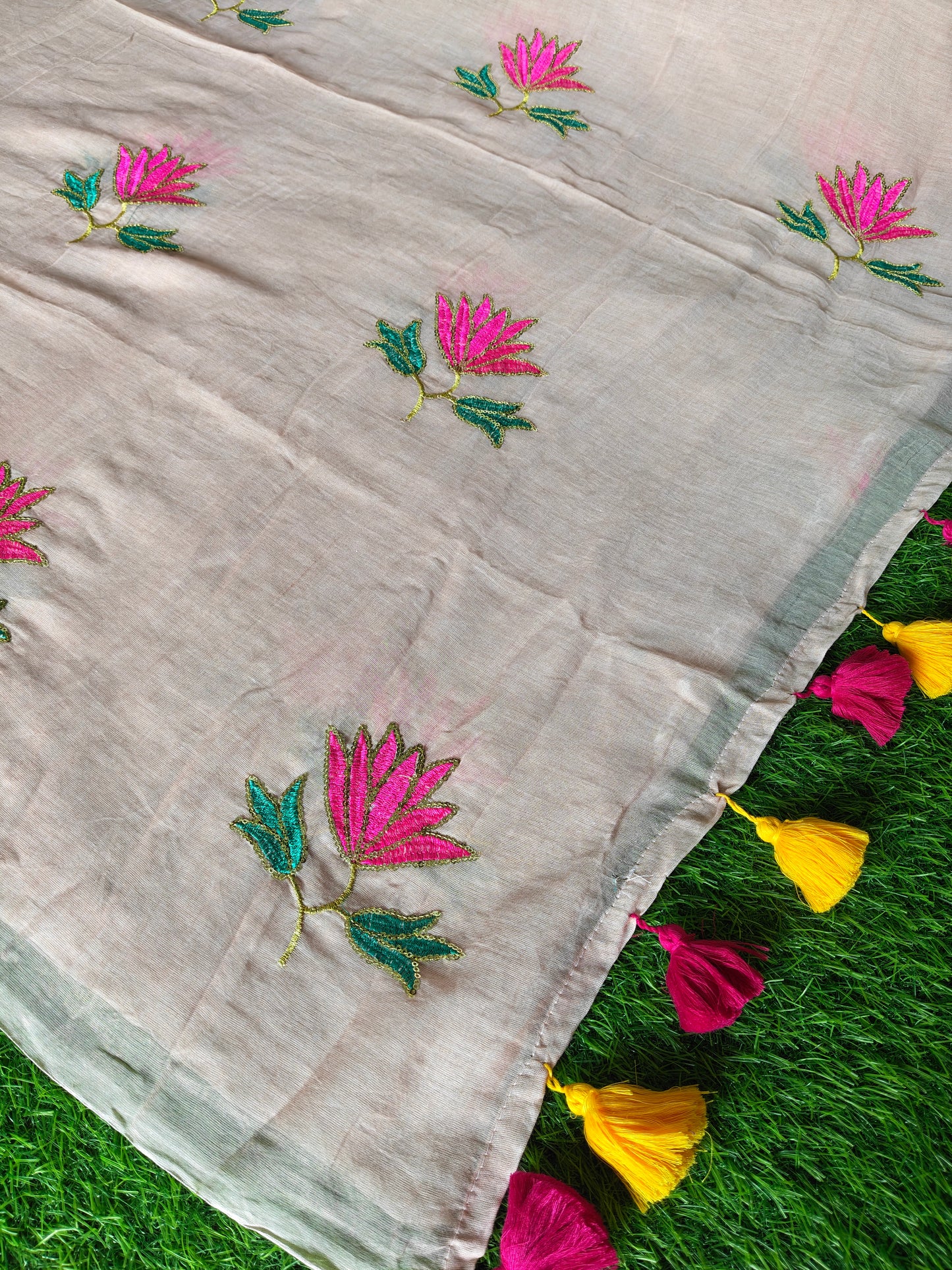 MulMul cotton light peach colour thread embroidered Saree
