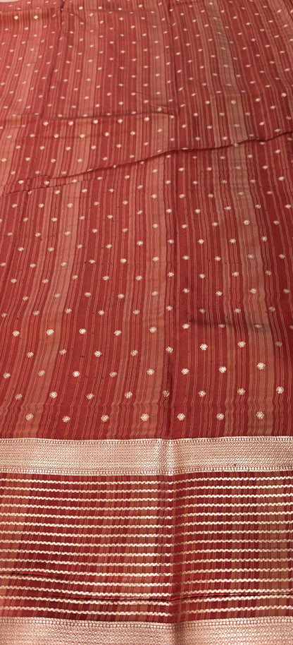 Mehndi Green Semi Crepe Silk Saree with Contrast Border