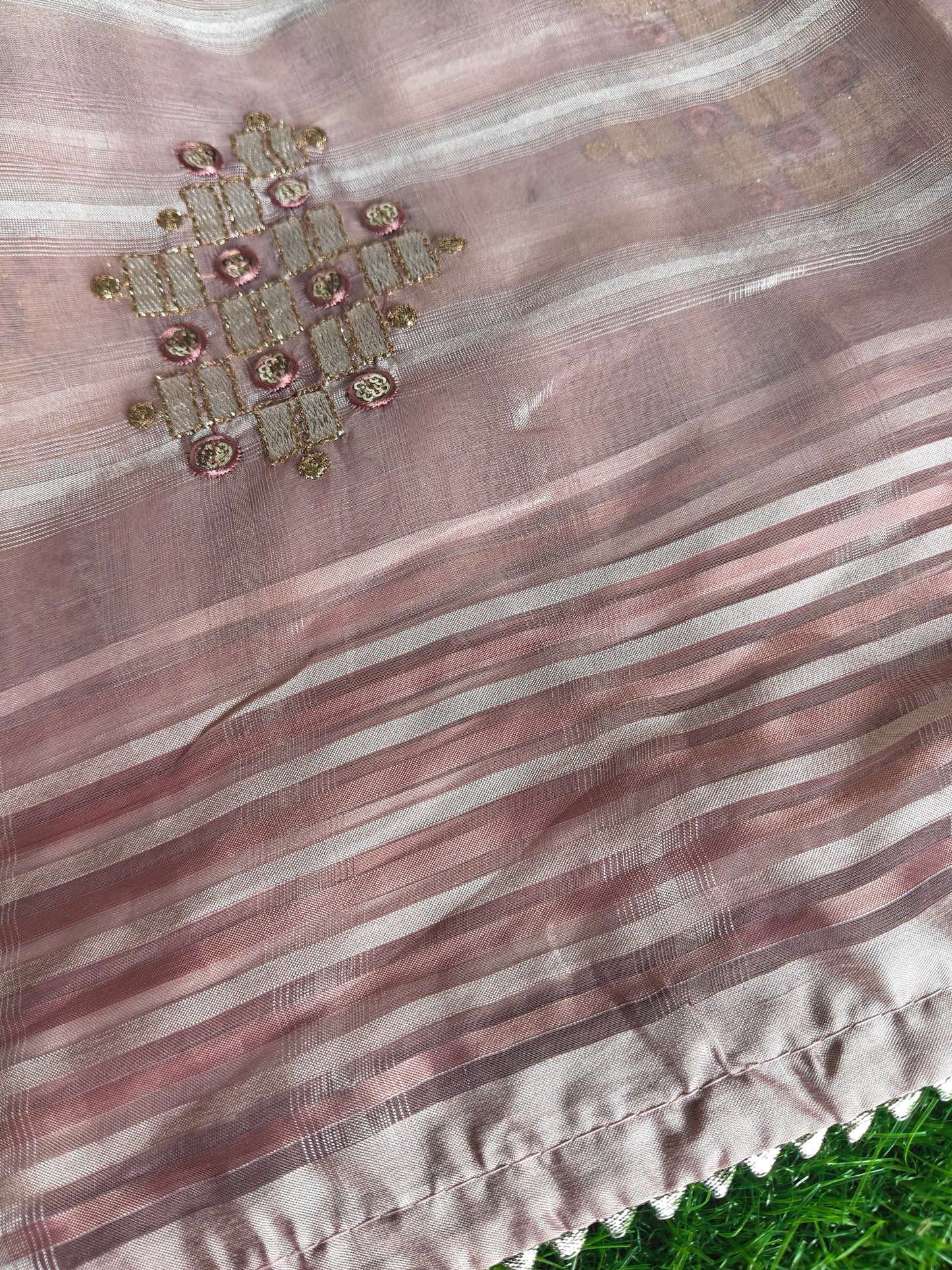 light  mauve colour tissue Silk with contrast blouse