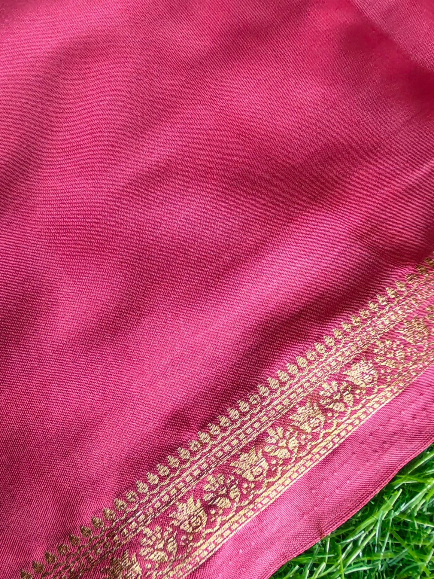 Carrot pink colour semi crepe solid colour with slim border