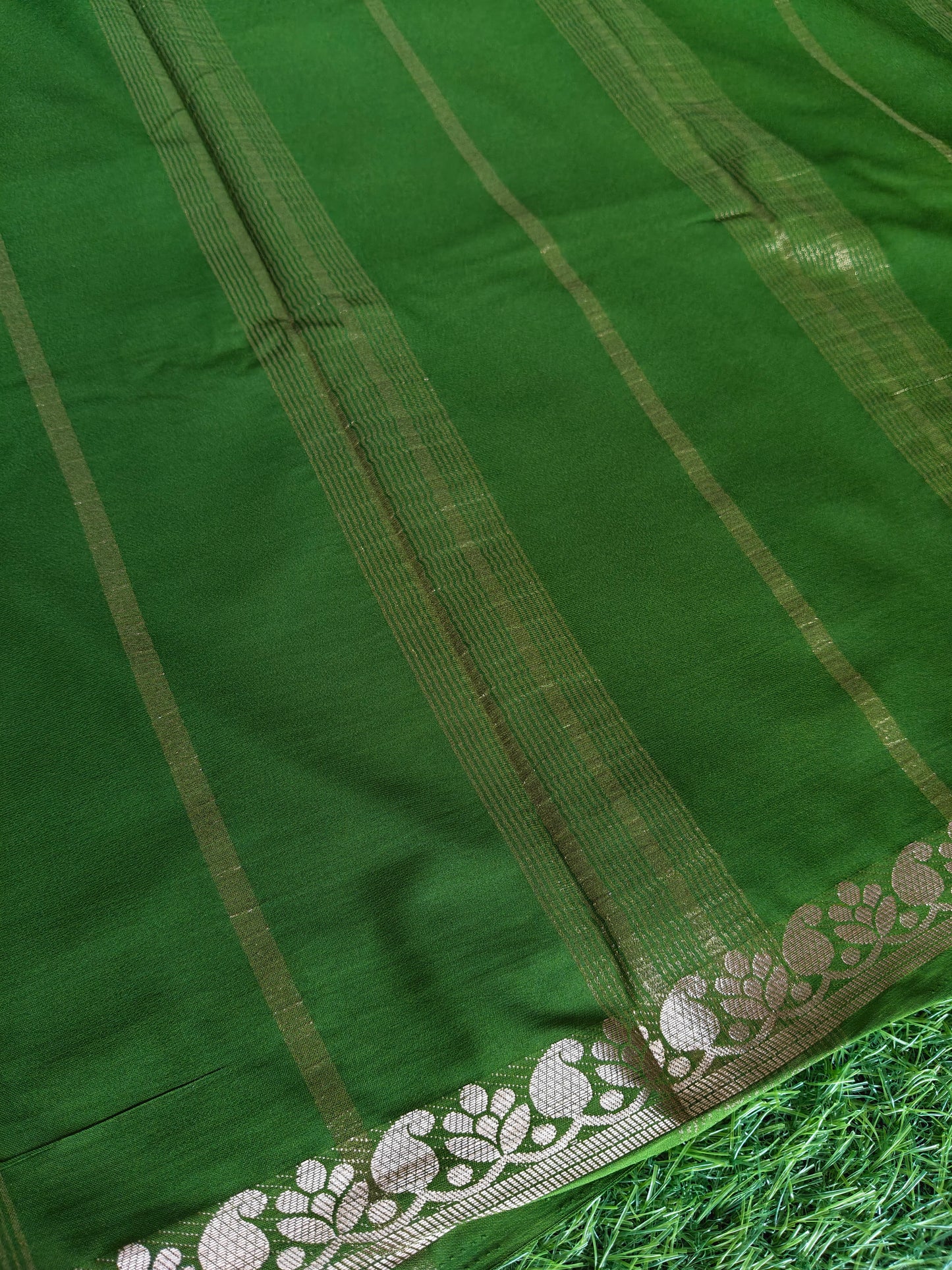 Mehndi Green Semi Crepe Silk Saree with Slim Zari Border